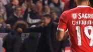 Benfica revela ação do apanha-bolas e o calduço que 'apanhou' de Bruno Lage