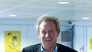 Denis Law (1964) – Clube : Manchester United