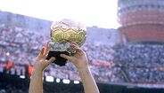 Marco van Basten (1988, 1989 e 1992) – Clube: AC Milan