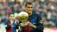 Rivaldo (1999) – Clube: Barcelona