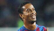 Ronaldinho (2005) – Clube: Barcelona