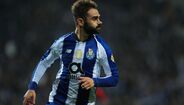 Adrián López - Nunca justificou os 11 M€ que o FC Porto pagou por ele, tendo assinado apenas 7 golos em 50 jogos. Jogou no Atlético Madrid e no Deportivo com algum sucesso