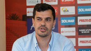 Atacar mercado de janeiro para resolver falta de golos 