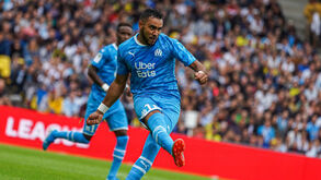 Marselha soma quinta vitória consecutiva em Angers