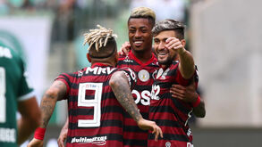 Cotação dos jogadores do Flamengo subiu em flecha com Jorge Jesus: conheça o valor das principais estrelas