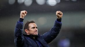 Festa em Londres: Chelsea já pode ir às compras!