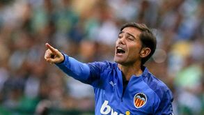 Marcelino viaja para Londres