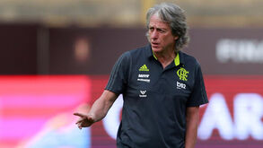 Santos goza com Jorge Jesus após a goleada por 4-0: «Será que cabe cincum?»