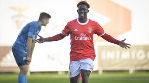 Benfica fecha fase de grupos com vitória sobre o Zenit 