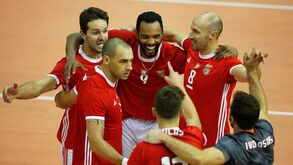 Benfica volta à liderança