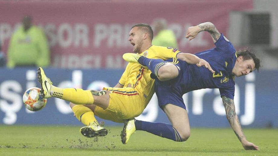 George Puscas e Lindelöf no jogo em questão