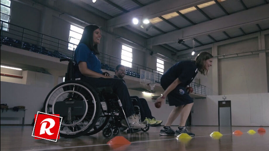 A história de Carla Oliveira, a atleta medalhada dos Jogos Paralímpicos que não conhece limites