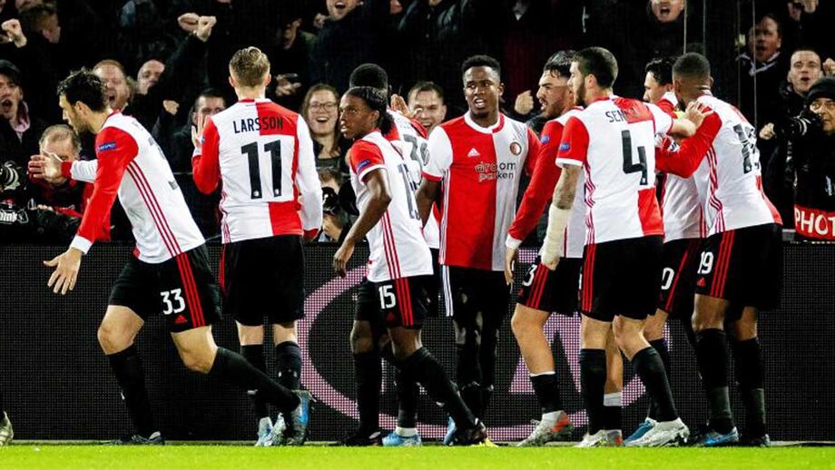 Adeptos do Feyenoord vão poder apoiar a equipa frente ao FC Porto