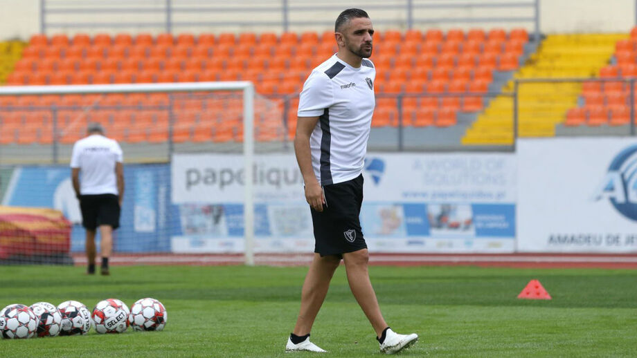 Ac. Viseu-Cova da Piedade, 4-1: Viseenses 'afundam' equipa de Almada no último lugar