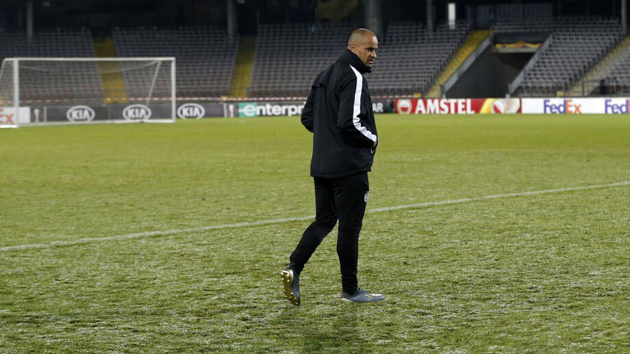Silas e a gestão na da Liga Europa: «Ninguém queria perder jogadores por vários meses»