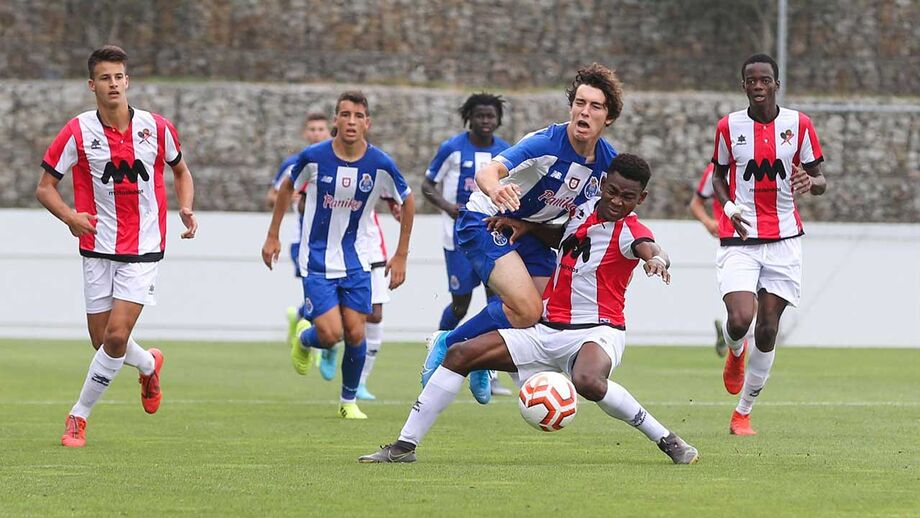 Rafa Pereira bisa na goleada do FC Porto