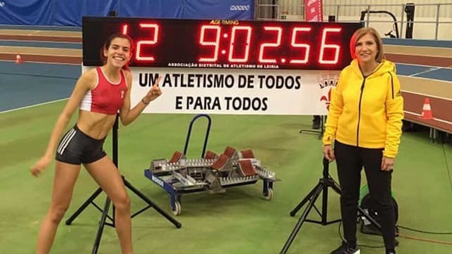 Mariana Machado bate recorde nacional júnior dos 3000 metros em pista coberta
