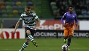 Lateral direito: Ristovski.