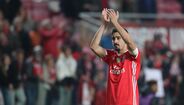 Lateral direito: André Almeida.