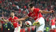 Pivô-esquerdo: Gabriel.