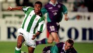 9 - Em 1998, Denílson deixou o São Paulo rumo ao Betis, num negócio de 31,5 milhões de euros