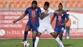 Ac. Viseu-Chaves, 0-0: jogo disputado mas com poucas oportunidades 