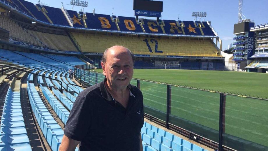 Omar Larrosa: «Tive pena de não ter tirado foto com Eusébio»