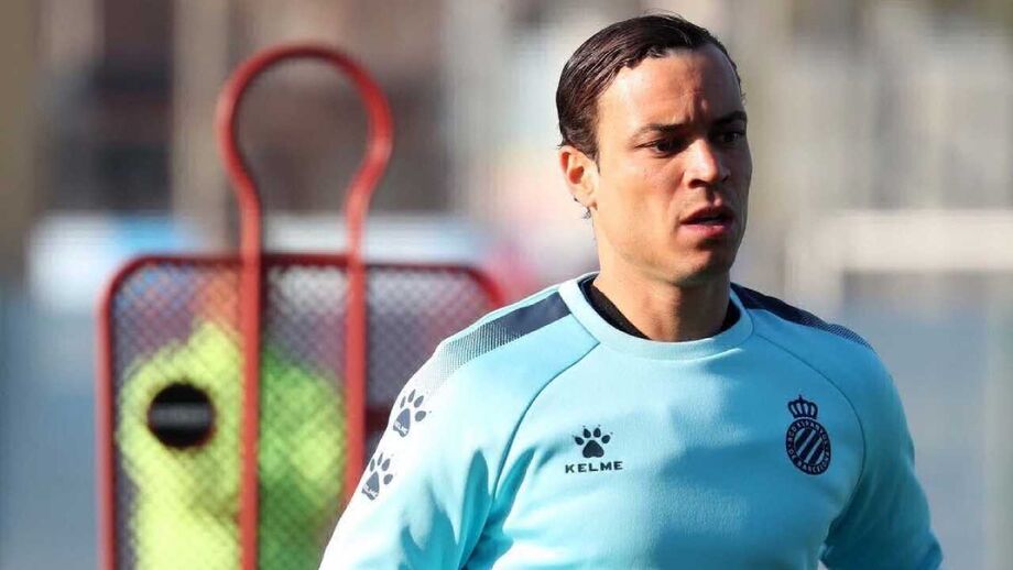 RDT chega, é convocado e atira Facundo Ferreyra... para a bancada
