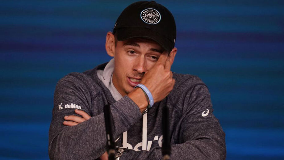 Alex de Minaur falha Open da Austrália devido a lesão