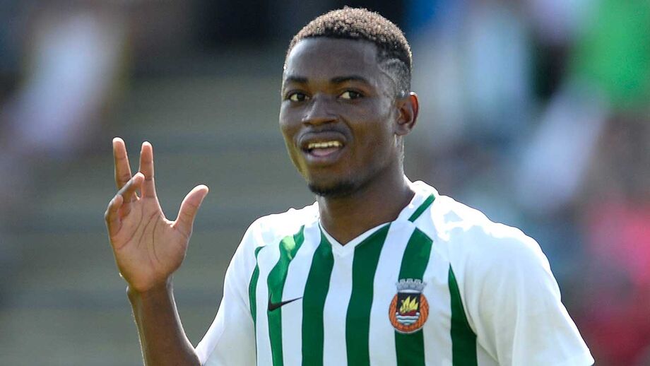 Gelson Dala já a caminho do Rio Ave