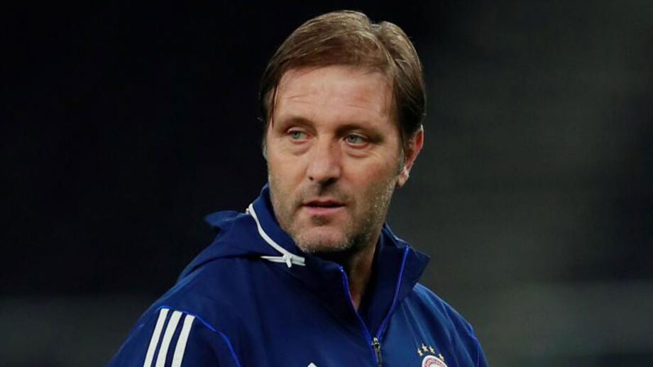Olympiacos de Pedro Martins vence e mantém liderança isolada na Grécia