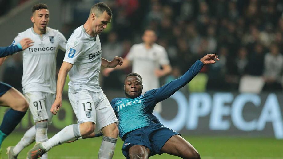 Os jogadores do FC Porto um a um: um xerife a liderar brigada antissusto