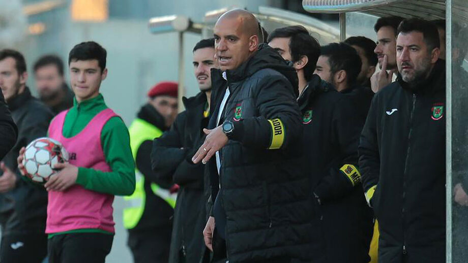 Pepa: «O Santa Clara é equipa fria, muito forte nas transições e bolas paradas»