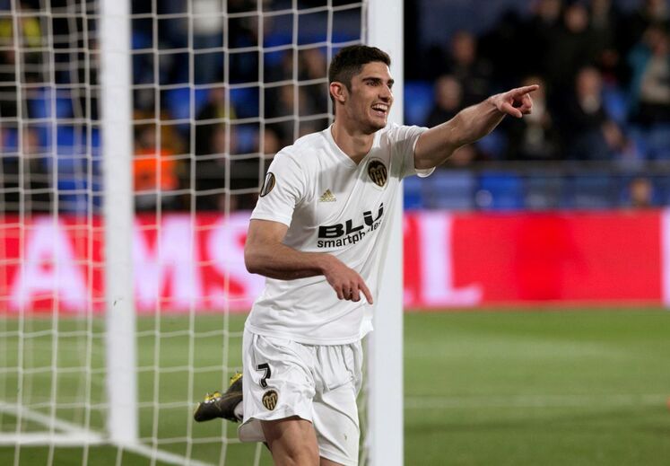 10º - O Valencia comprou Gonçalo Guedes por 40 milhões de euros