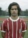 Gerd Müller - Fez história no Bayern Munique entre 1964 e 1979 e desde então que permanece no 'Hall of Fame' do futebol mundial. Para além de ter conquistado três Taças dos Campeões Europeus ao serviço dos bávaros, Gerd Müller venceu o Campeonato da Europa em 1972 e o Mundial em 1974. Em 1970, o goleador-nato 515 golos em 575 jogos na carreira) conquistou a Bola de Ouro. Aos 35, representava os norte-americanos do Fort Lauderdale Strikers.