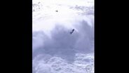 O momento do arrepiante acidente de Alex Botelho na Nazaré