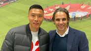 Chinês Yu Dabao visitou a Luz e tirou foto com Nuno Gomes