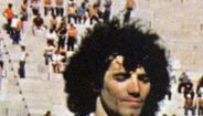 Kevin Keegan - Natural de Armthorpe, Doncaster, este avançado inglês entrou para a história do futebol mundial após tornar-se no primeiro futebolista a conquistar duas Bolas de Ouro consecutivas, em 1978 e 1979, ao serviço do Liverpool. Retirou-se dos relvados aos 34 anos, após cumprir dois meses nos australianos do Blacktown City.