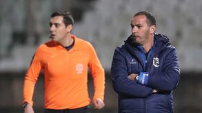 Petit pode estrear mais um no eixo