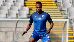 Keita chega pronto para ajudar já