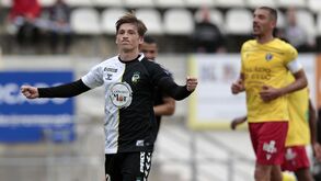 Farense-Ac. Viseu, 3-1: Hat-trick de Ryan Gauld vale reviravolta