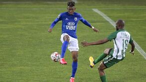 Prevaleceu o nulo em jogo com final polémico