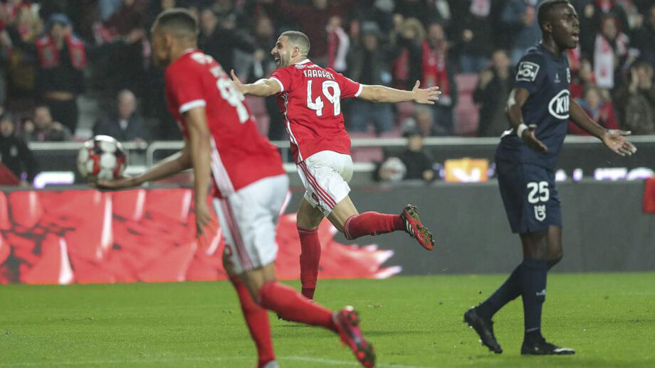 Taarabt em destaque em Espanha: do epíteto 'novo Zidane' a um