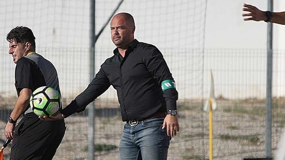 Filipe Sousa é o novo treinador do Armacenenses