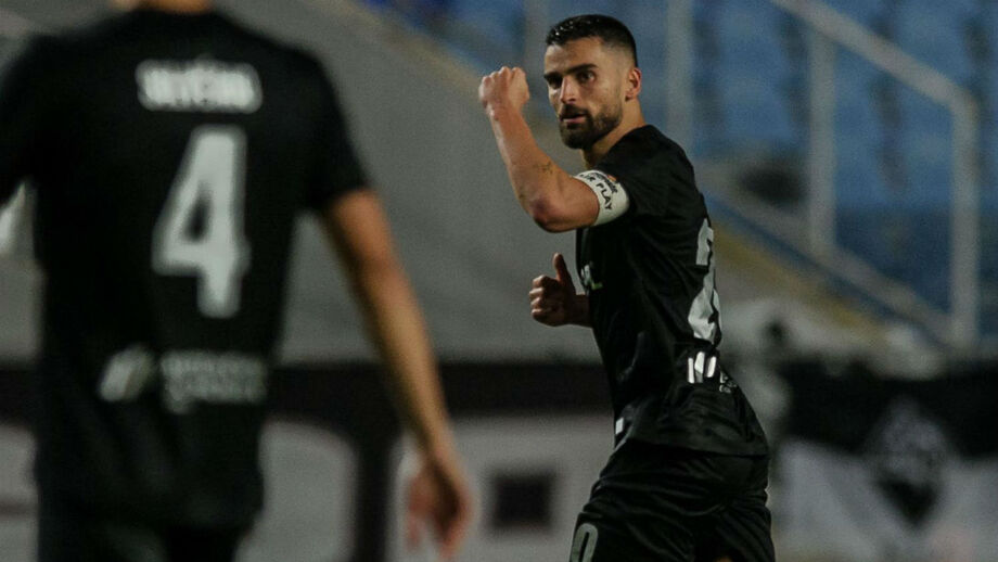 Chaves-Académica, 1-2: bis de Traquina dá vitória aos estudantes