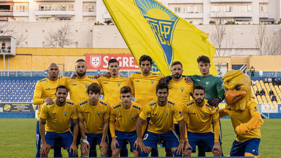 Estoril-Casa Pia, 4-1: Estoril goleia e já espreita os lugares de subida