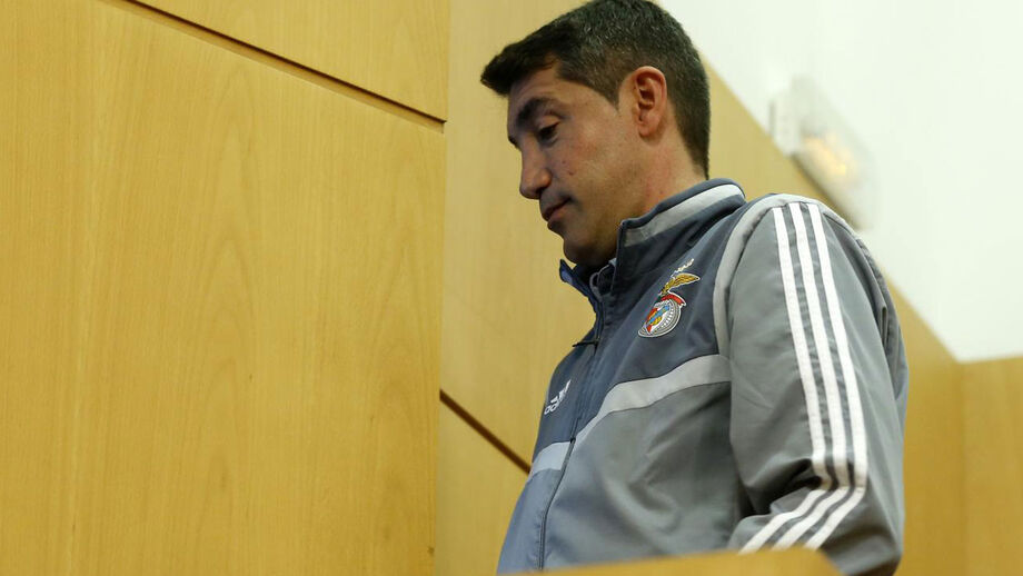 Bruno Lage contra a guerra e farto das polémicas