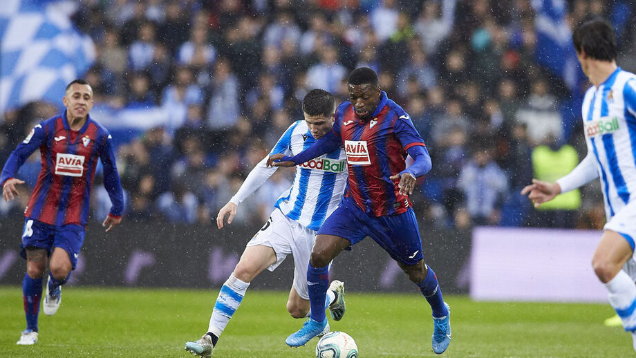 Eibar-Real Sociedad adiado devido a poluição causada por incêndio em aterro