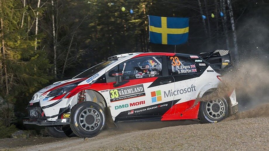 Elfyn Evans domina 2.º dia do Rally da Suécia e segue na frente