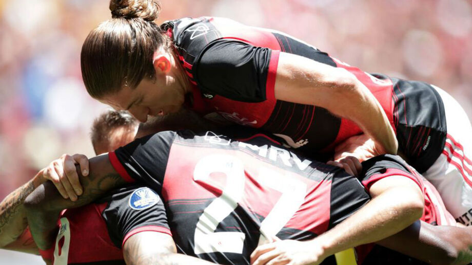 Flamengo ganha Supertaça e Jorge Jesus conquista o terceiro troféu no Brasil